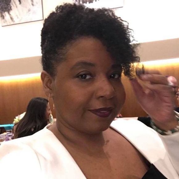 Meet your Posher, Cheron - Picture 1 of 1